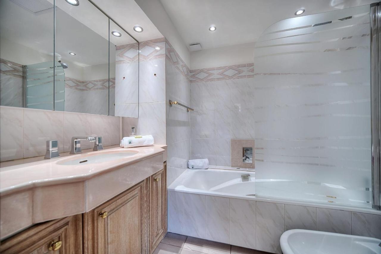 Immogroom - 2 Bedroom - Air Conditioning - Wifi - Terrace - Common Parking Cannes Ngoại thất bức ảnh